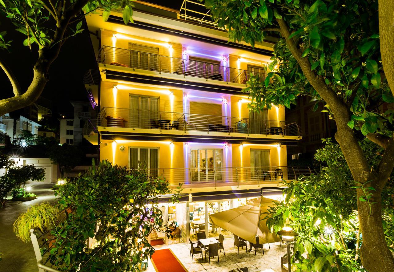 Hotel Villa Delibera Varazze Exterior foto