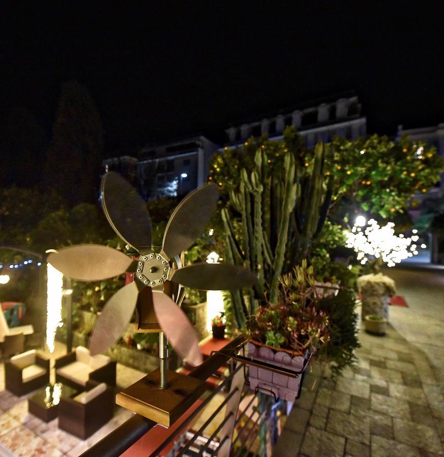 Hotel Villa Delibera Varazze Exterior foto
